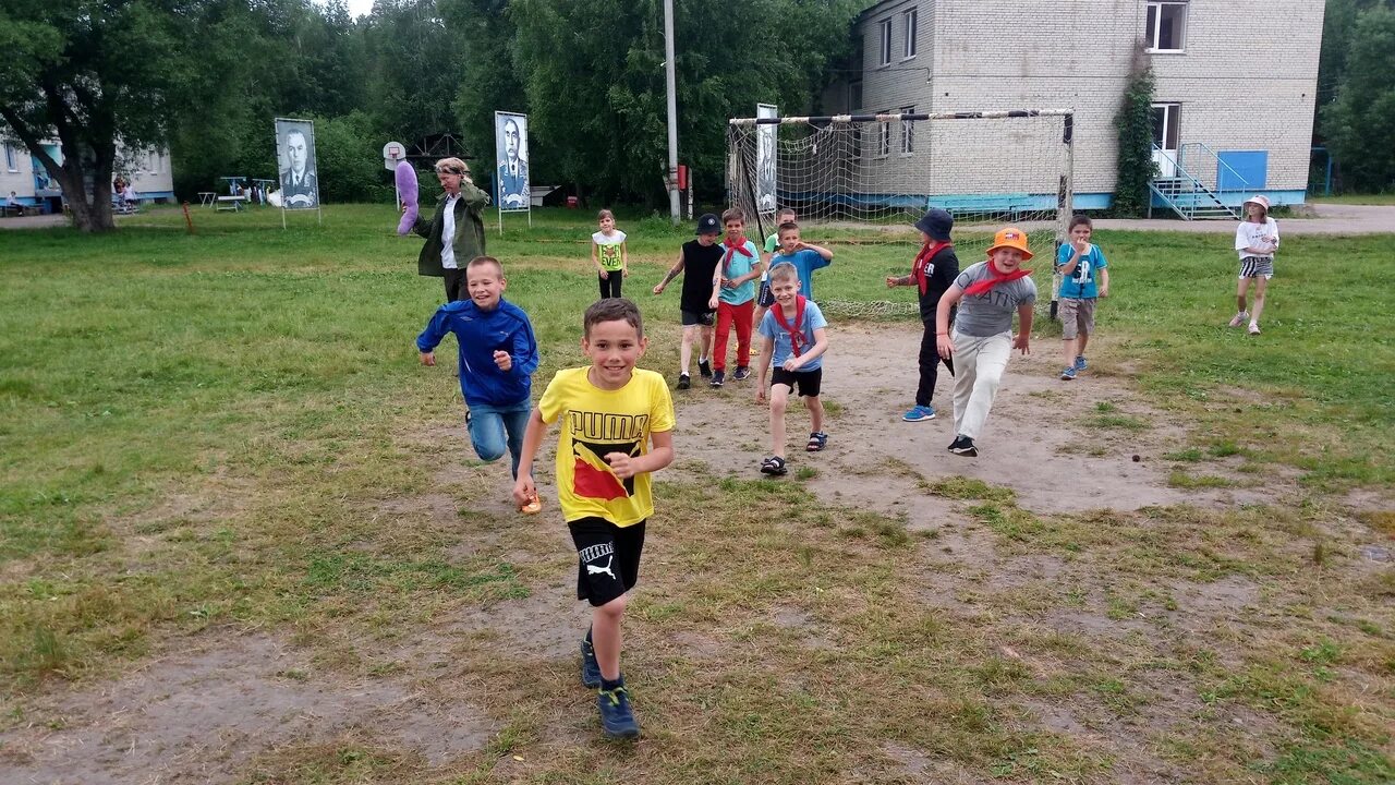 лагерь дружных в зеленогорске. золотая долина лагерь коттеджи. лагерь солнечная долина пензенская область. лагерь солнечная долина пензенская область. детский лагерь долина.