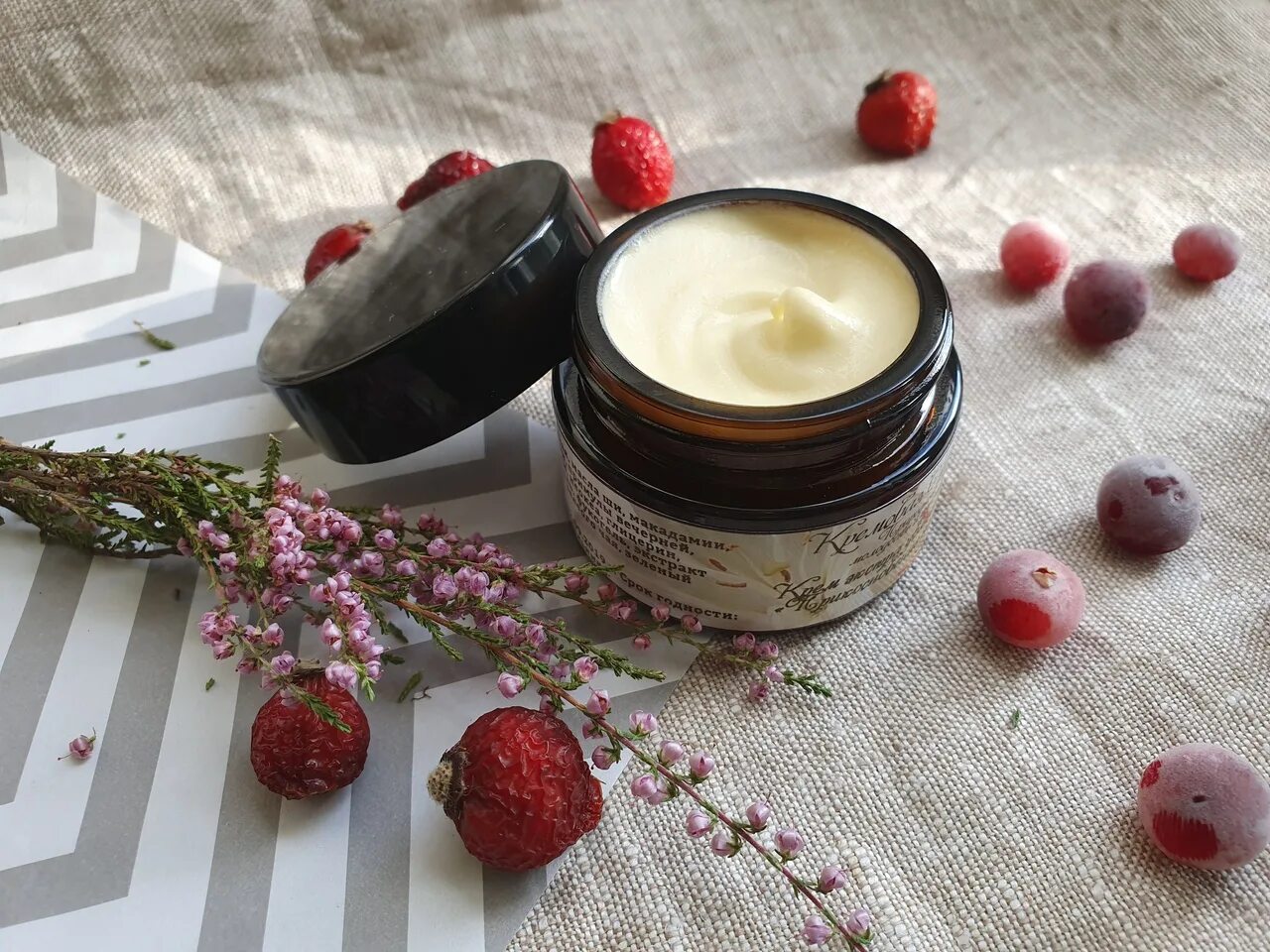 Крем-флюид для лица, organic zone, лифтинг-эффект, 50 мл. Домашняя косметика. Домашняя косметика. Натуральная косметика для кожи. Домашняя косметика.