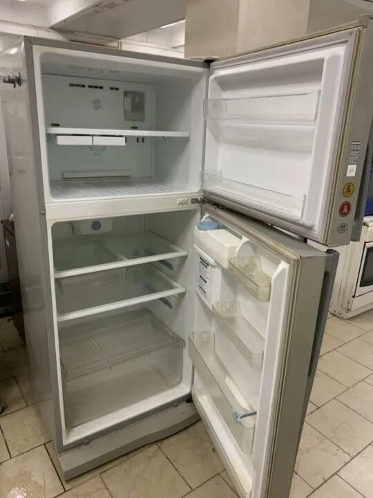 Холодильник fr 590nw. Холодильник daewoo electronics fr-590nw. Холодильник fr 590nw. Холодильник daewoo 590nw. Холодильник daewoo electronics fr-661 nw.