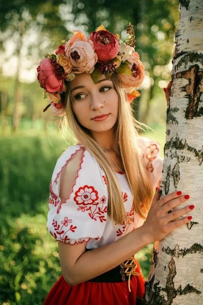 Изображение русской девушки. Красивые русские девушки. красивые славянские девушки. образ русской девушки.