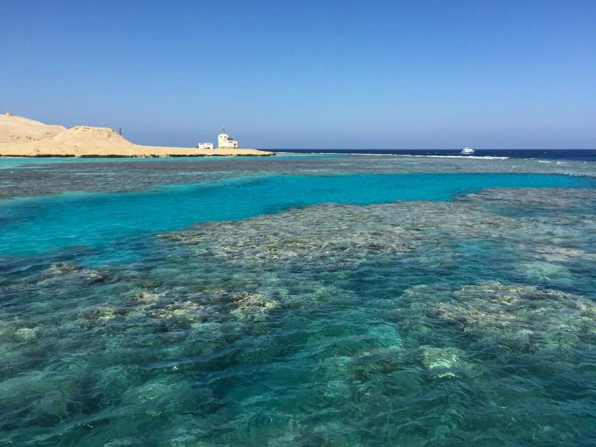 Какое море в шарм эль. Море в египте волны. какое море в египте. красное море фото красивые пирамид.