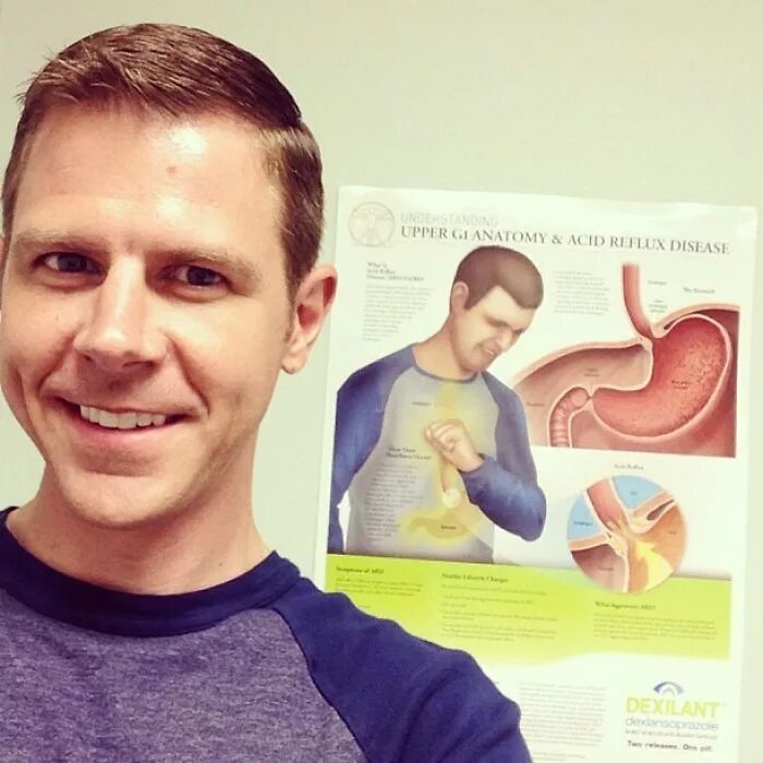 My doctor said i have. Цифровой двойник человека. Последнее селфи человечества. Доктор моего тела. Люди нашедшие двойников.