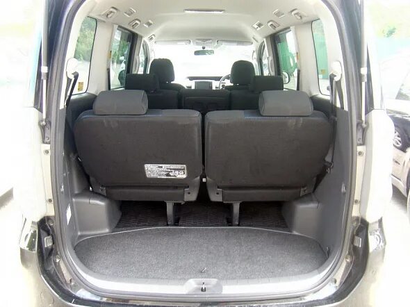 Вокси 2009 год. Тойота вокси 2008. тойота вокси 2008 года. toyota noah, voxy 2008 салон. toyota voxy 2008 салон.