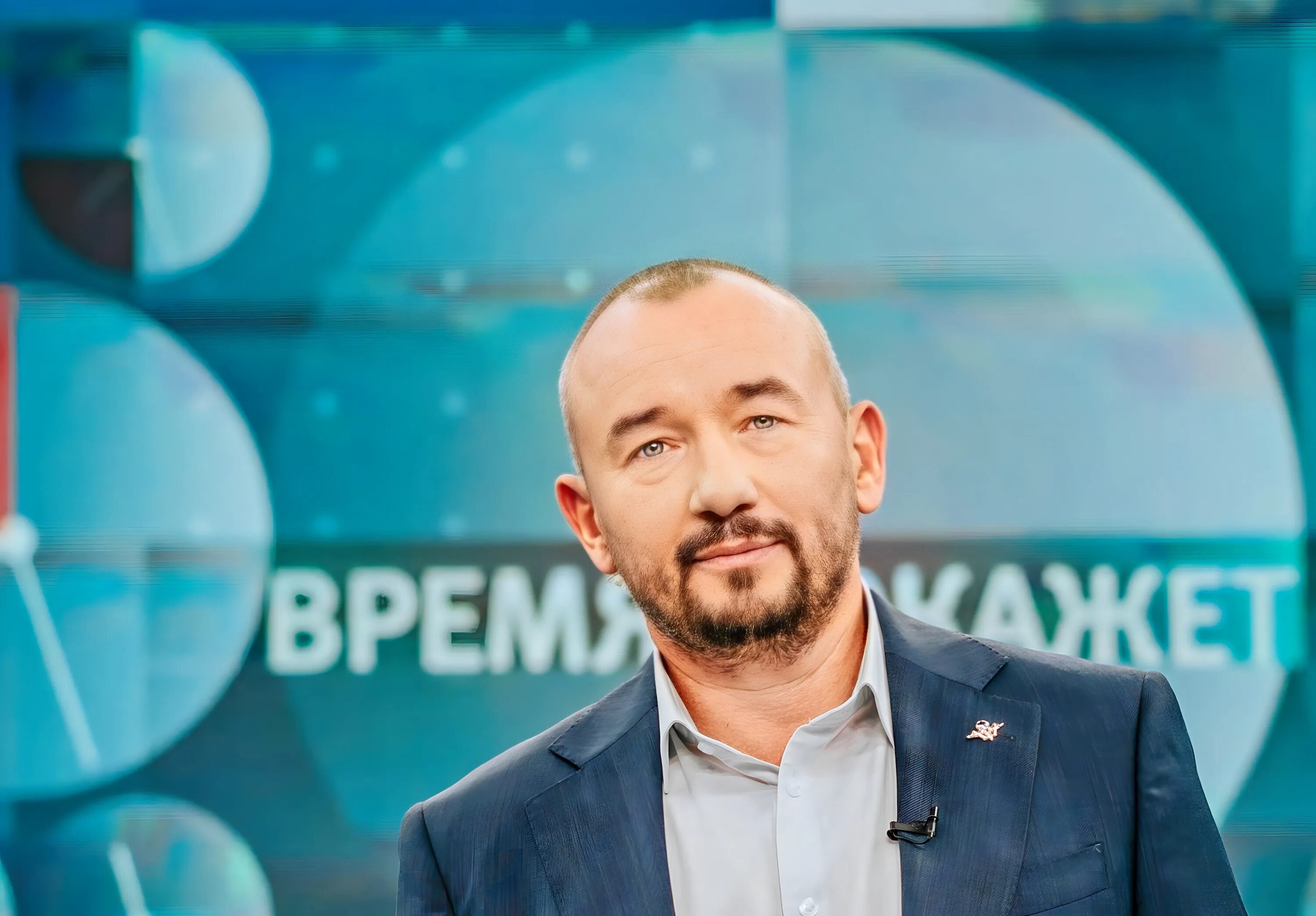 Шейнин ведущий программы. Ведущий первая студия.