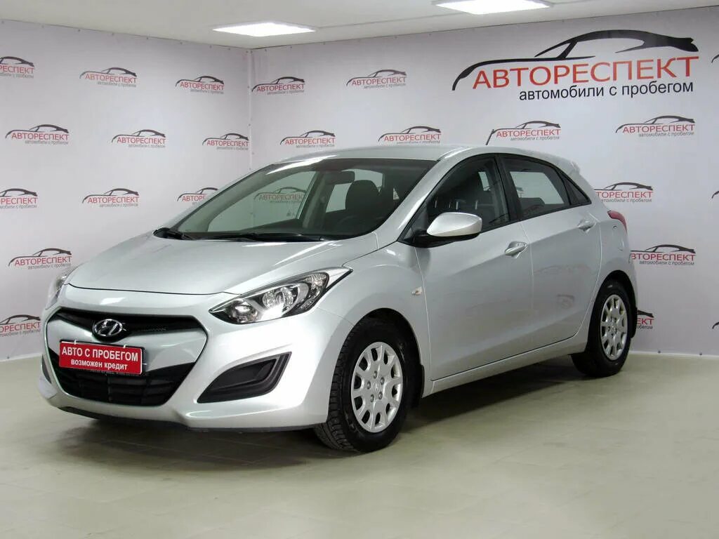 Hyundai i30 2014. Hyundai i30 1.6 at, 2014,. Hyundai i30 1.6 GLS at. Хендай i30 2014 хэтчбек. Купить машину 2014 года