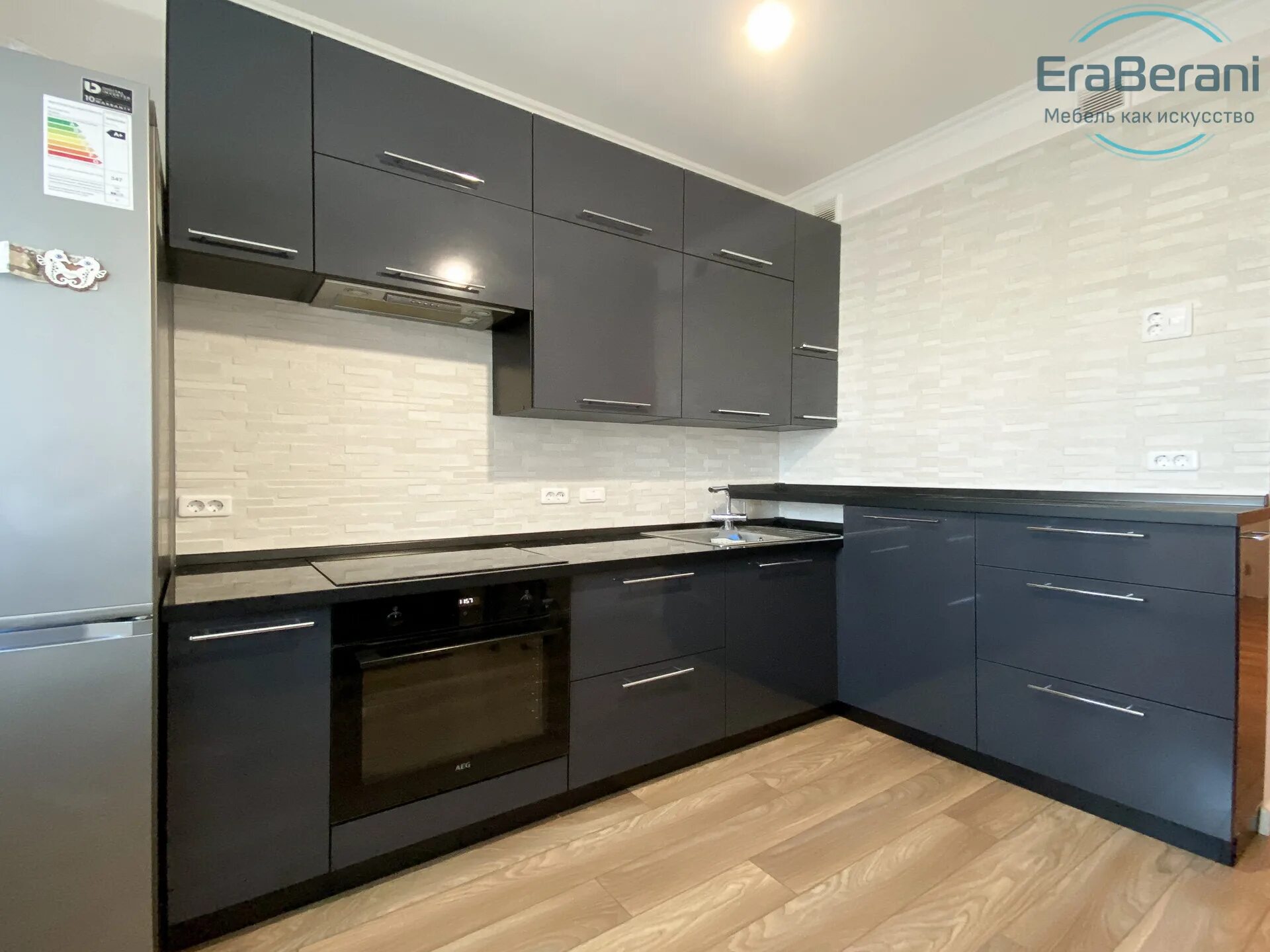 Фасады arpa. Арпа 4496 глянец. пластик 0700 fin erre. арпа 0700 fin erre. пластик hpl arpa фасад кухни.