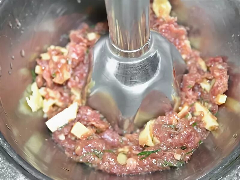 фарш блендером погружным. фарш без мясорубки блендером. фарш погружным блендером. блендер для мяса. блендер стационарный для фарша.