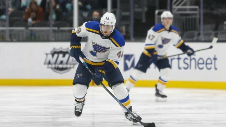 Сент луис детройт хоккей статистика. Команда рэд уингз игроки. Детройт сент луис. David perron хоккеист. Панарин нхл.