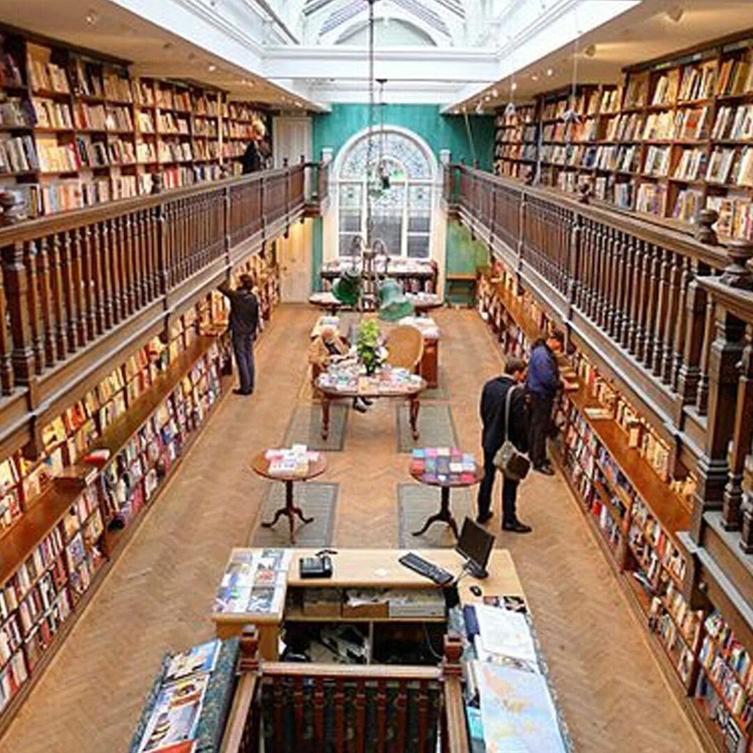 Книжный магазин. Интерьер книжного магазина. Bart’s books в калифорнии. Книжный в питере. Книжный магазин торговый зал.