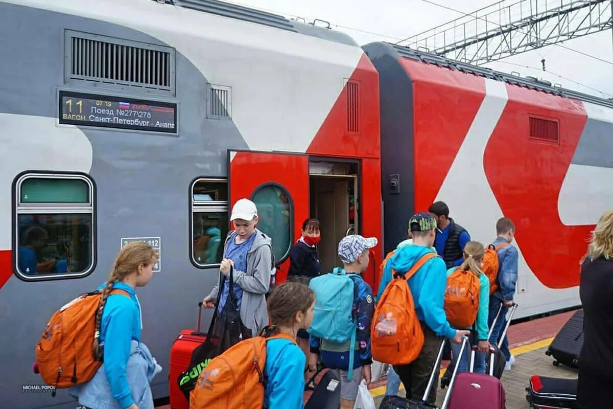Поезд тверь анапа. Поезд 277с анапа. поезд 277а спб анапа. поезд 277а278а санкт-петербург — анапа. поезд санкт-петербург анапа 277 двухэтажный.