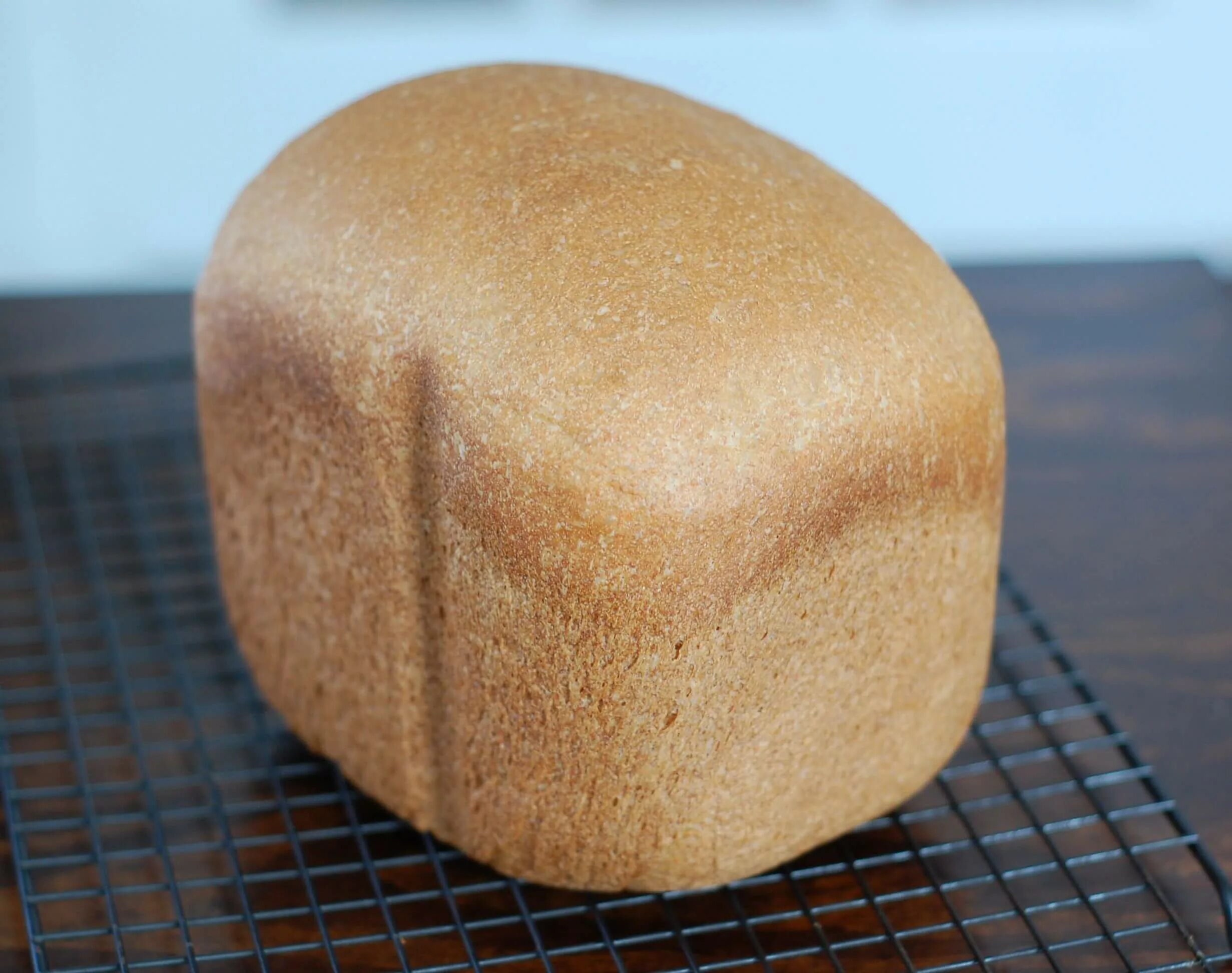 Хлеб из хлебопечки. Хлеб в хлебопечке Панасоник. Хлеб в хлебопечке на бутерброды. Хлеб из хлебопечки Панасоник.