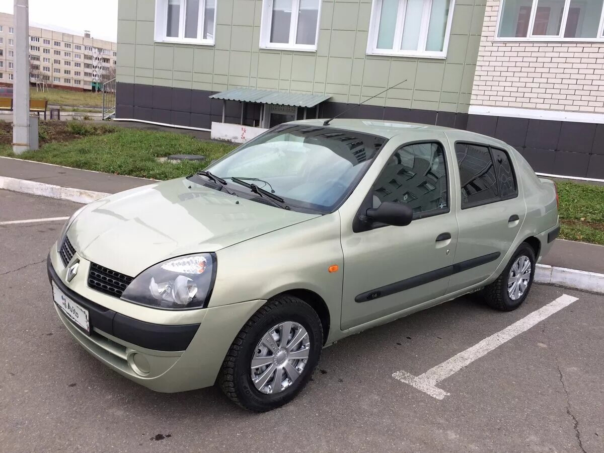 Рено 1.4 отзывы. Renault symbol 2004 1.4. Рено Симбол 2004. Renault Симбол 2004. Рено Симбол 1.4 2004 года.