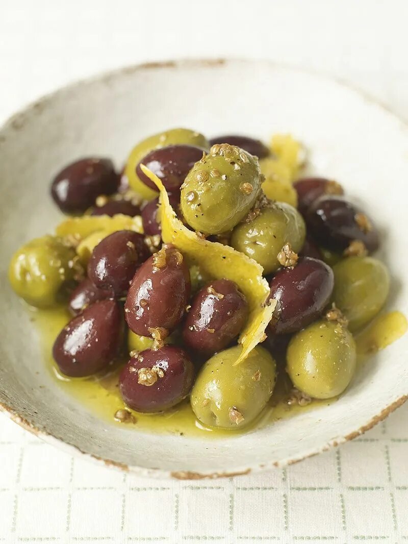 Как мариновать оливки. Оливки mediterranean. оливки и маслины. аджарские маслины. оливки аджарские.