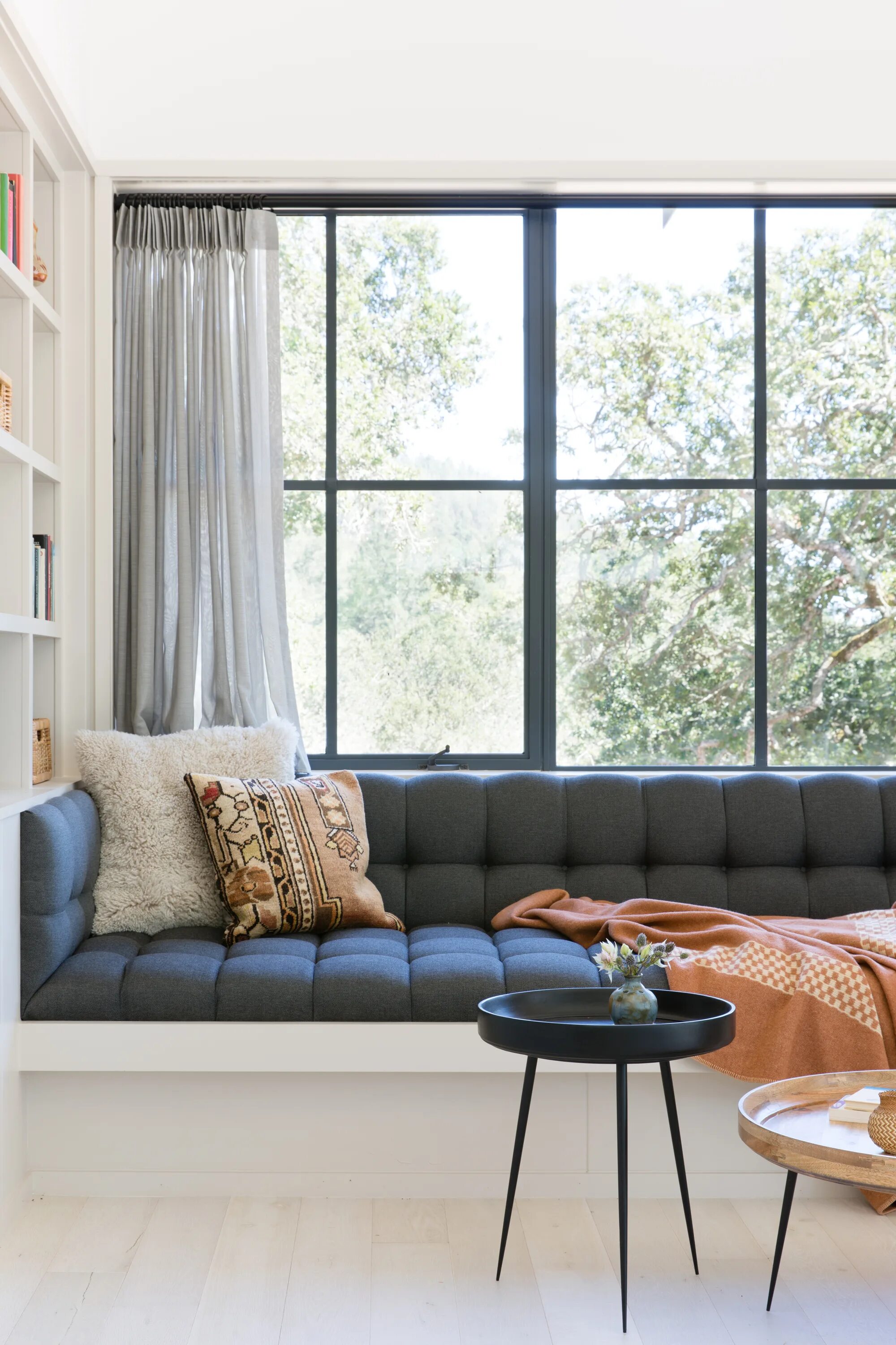 jdpinteriors Hollywood Hills Home decor bedroom, Home decor, Bedroom decor