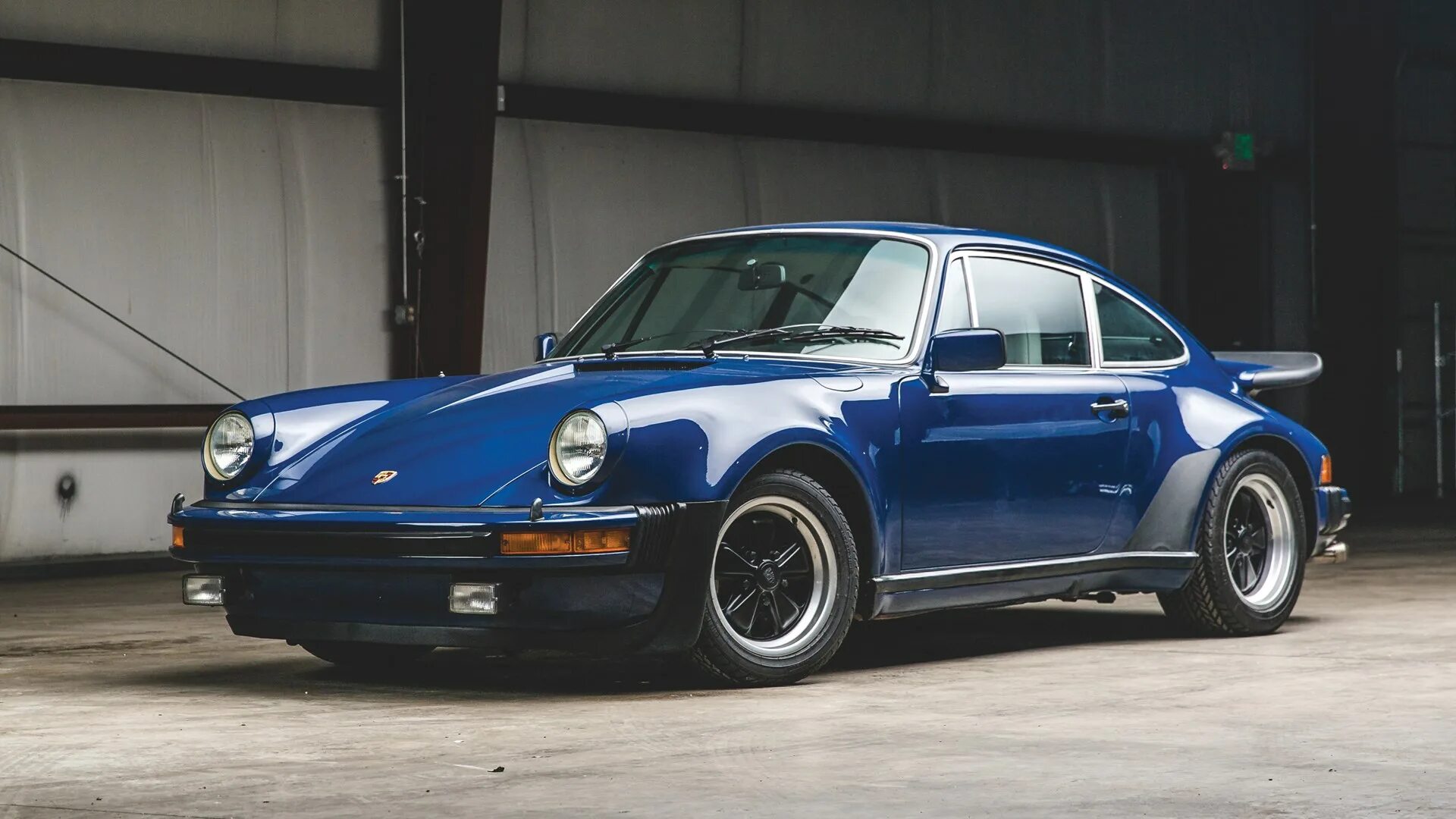 Порше 911 1975. Каррера турбо. Porsche 930 turbo carrera 1976. Porsche 930 carrera. Порше каррера 911 турбо s.