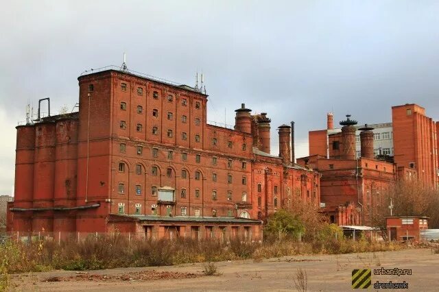 Бадаевский (Трехгорный) пивоваренный завод. Водонапорная башня Бадаевский пивоваренный завод. Пивзавод Бадаевский пивзавод. Бадаевский пивзавод Москва. Пивзавод москва