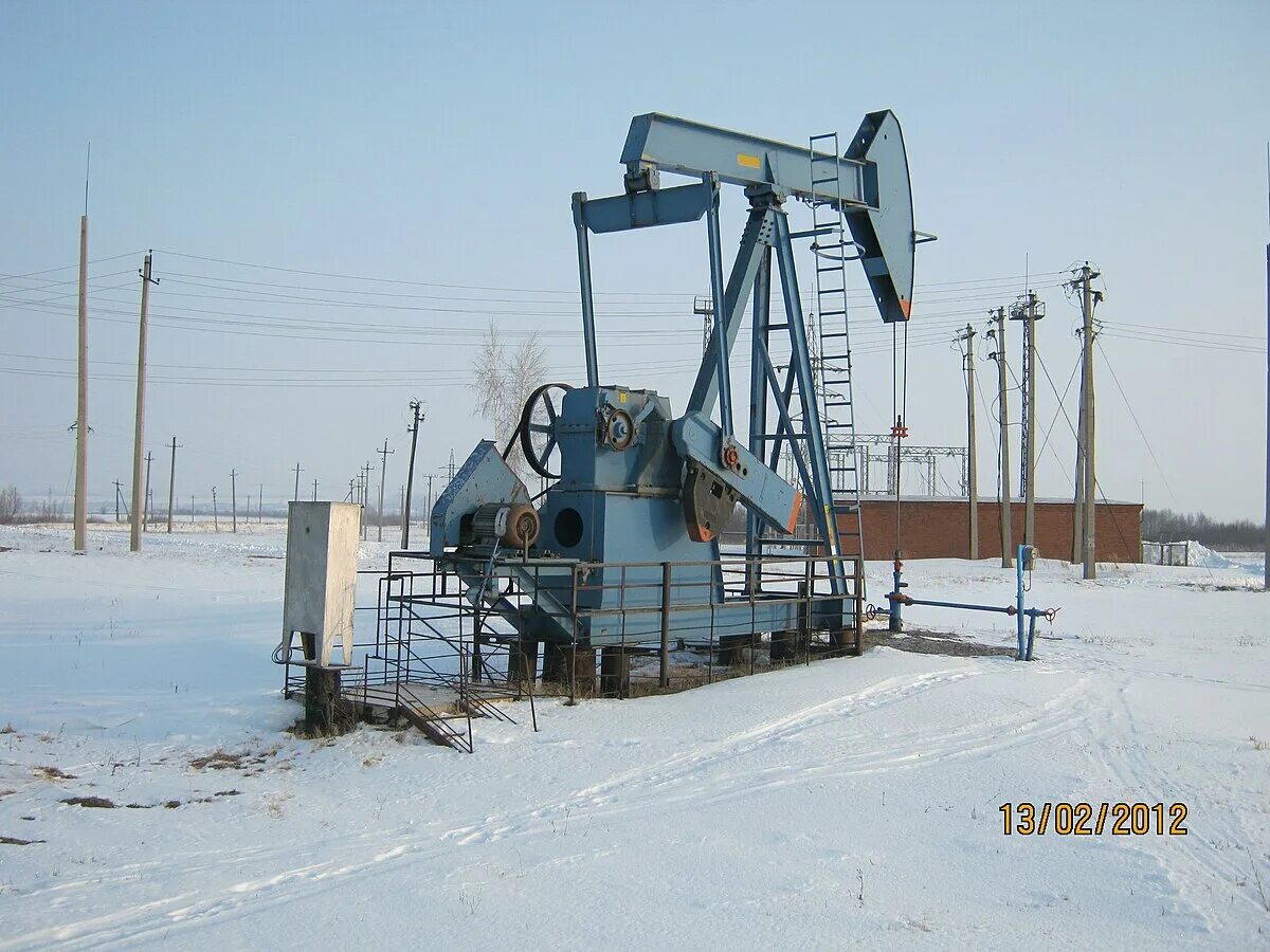 Нефтяные скважины лукойл пермь. Станок качалка ск10. Производства качалок. Станок качалка нефтяная мехсервис нпо. Нефть лукойл станок качалка.