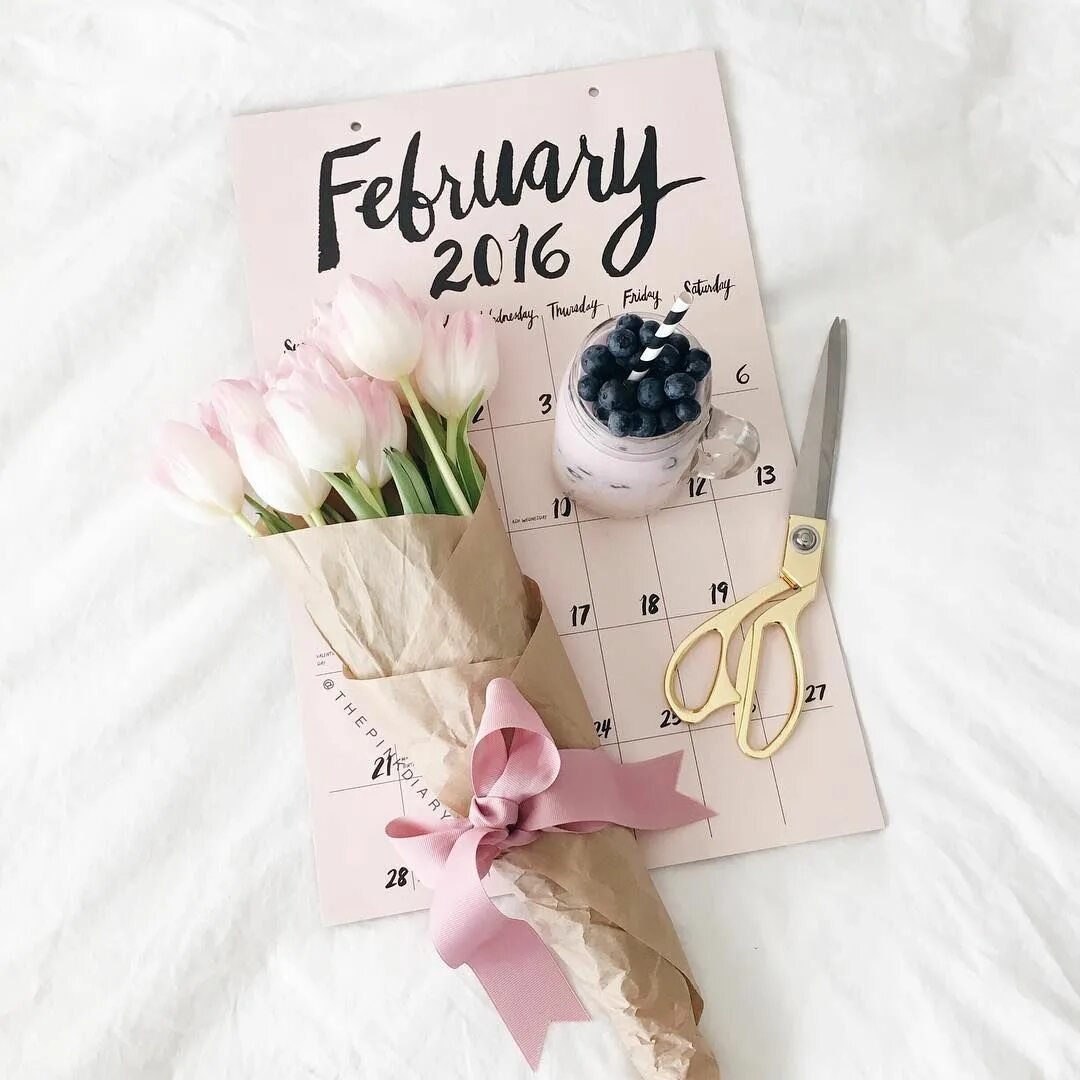 Хелло февраль. February картинки. Привет февраль стильные. Hello february