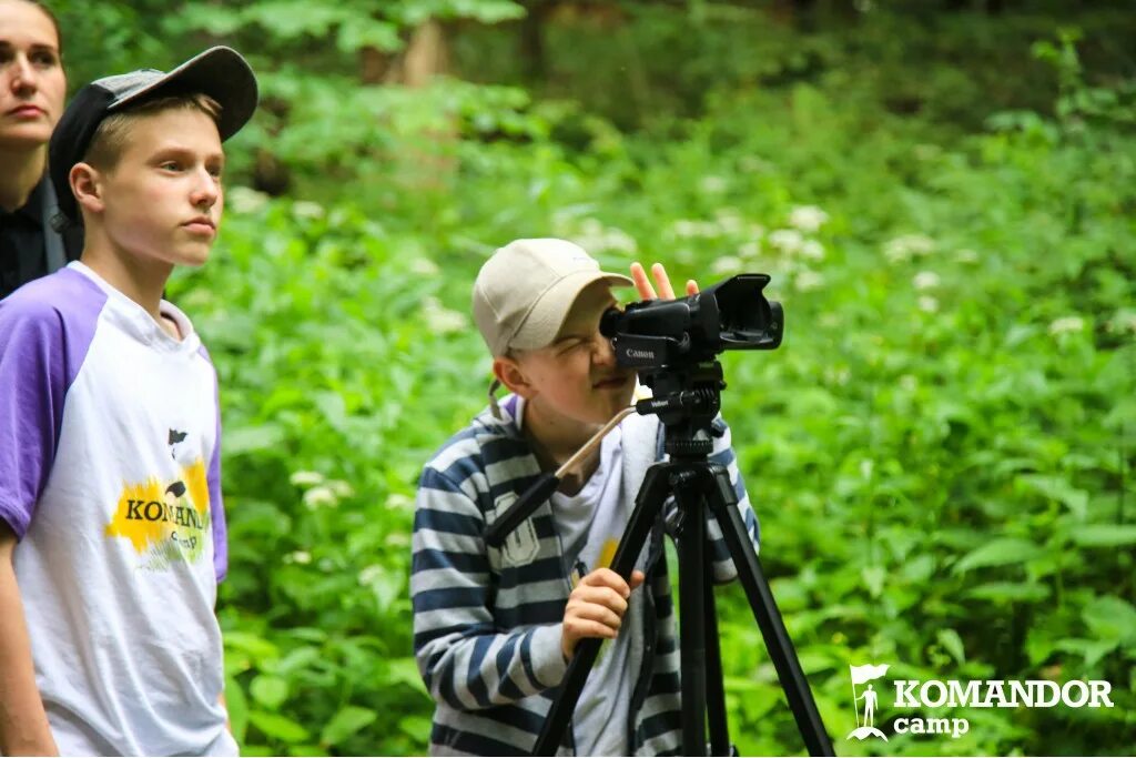 Медиа лагерь. Лагерь Медиа Кэмп. Творческий лагерь Media Camp. Komandor Camp. Туристический лагерь. Таруса.