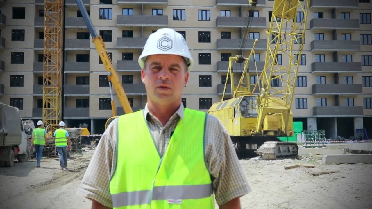Начальник участка ищу. Начальник участка ищу. Прораб на стройке. Начальник участка ищу. Начальник участка ищу.