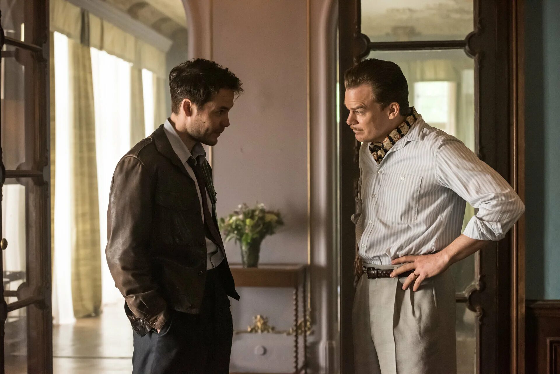 театр теней руками фигуры.