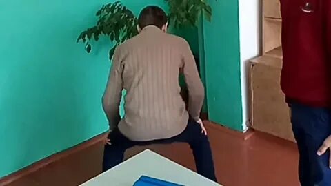 Включи пукать в лицо