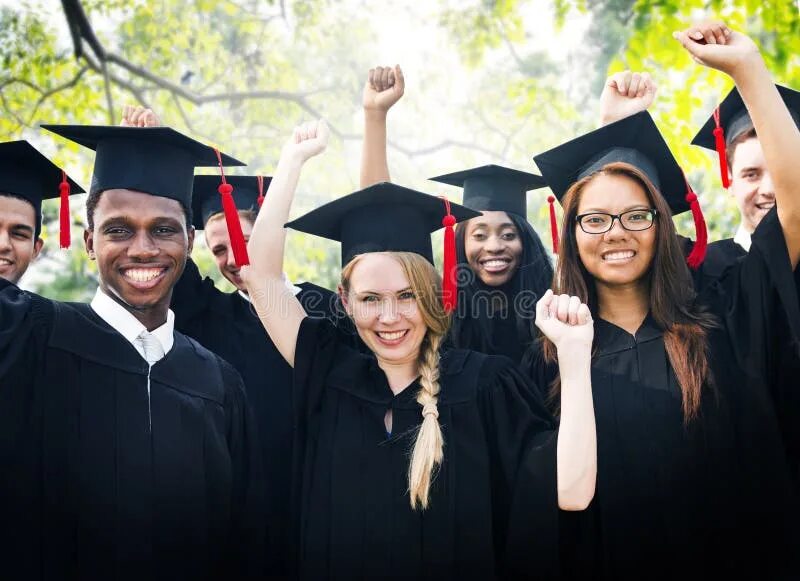 Undergraduate. Выпускники американских школ. Higher education) в великобритании. Каролинский университет студенты. Выпускники американского университета.