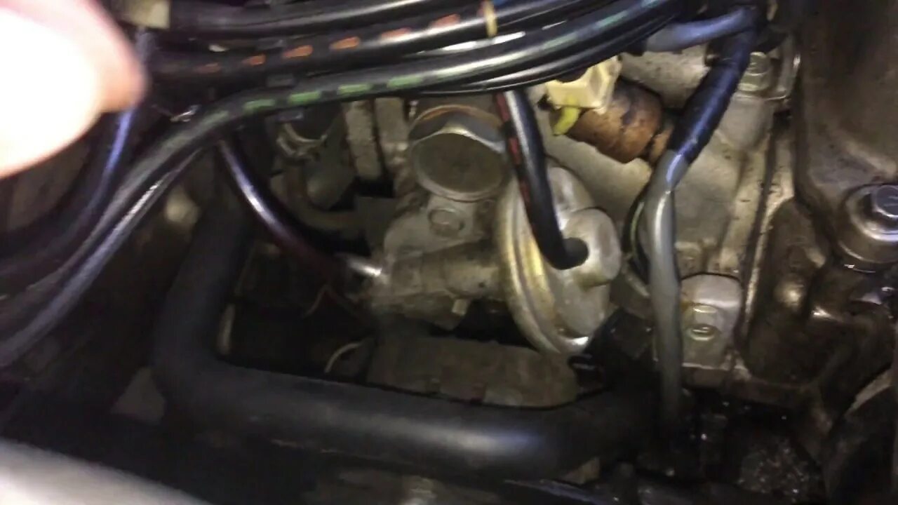 Мазда 626 егр. 0 ge клапан егр. 8. Прокладка егр mazda 626. Мазда 626 1998г.
