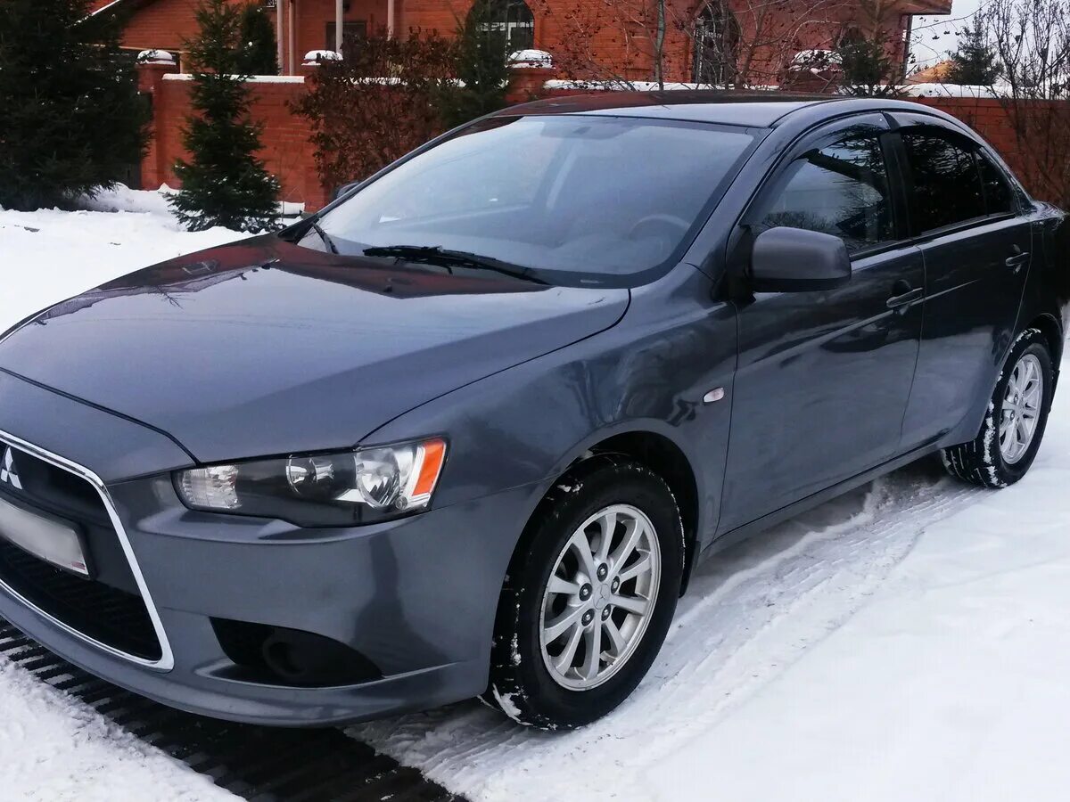 Митсубиси 10 бу купить. Мицубиси Лансер 10 серый. Lancer 10 2011. Mitsubishi Lancer 10 1.5. Mitsubishi Lancer 2011 года.