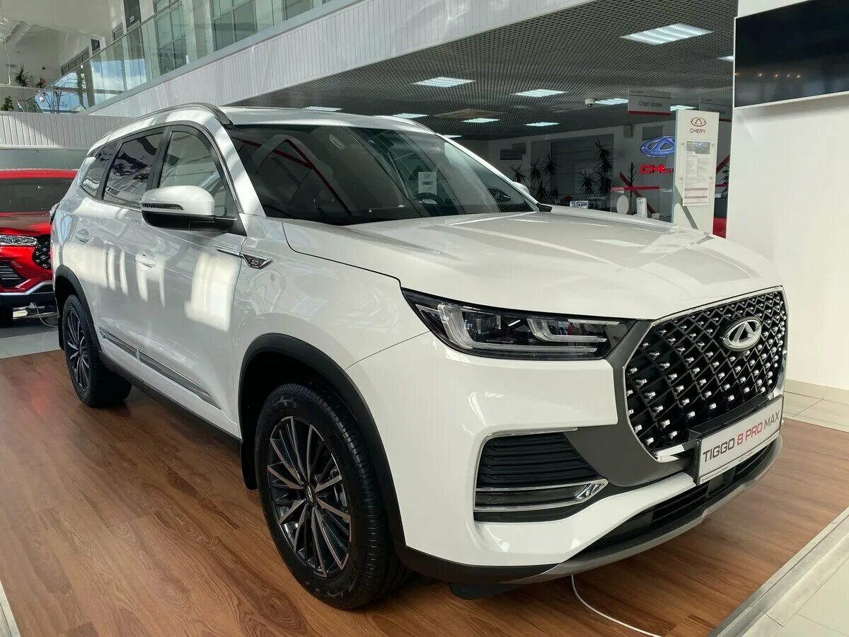 тигго 8 про пурпурный с новой решеткой. чери вери 2011г багажник. Chery q7. купить в липецке за 400 тысяч рублей. чери xceed 2021.