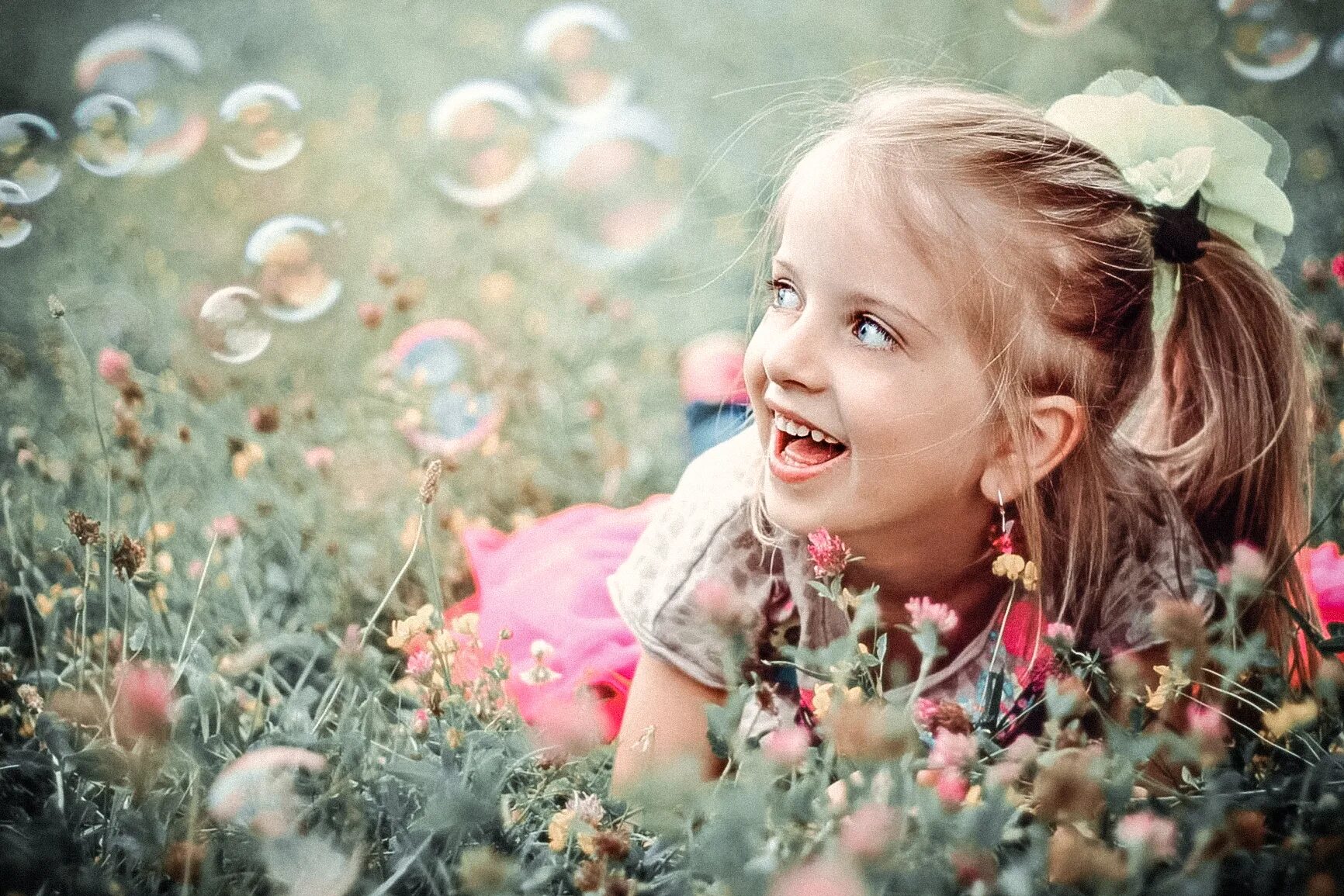 Дети радость жизни. Каждый ребенок счастье. Дети радуются жизни. Каждый ребенок счастье. Детям о счастье.