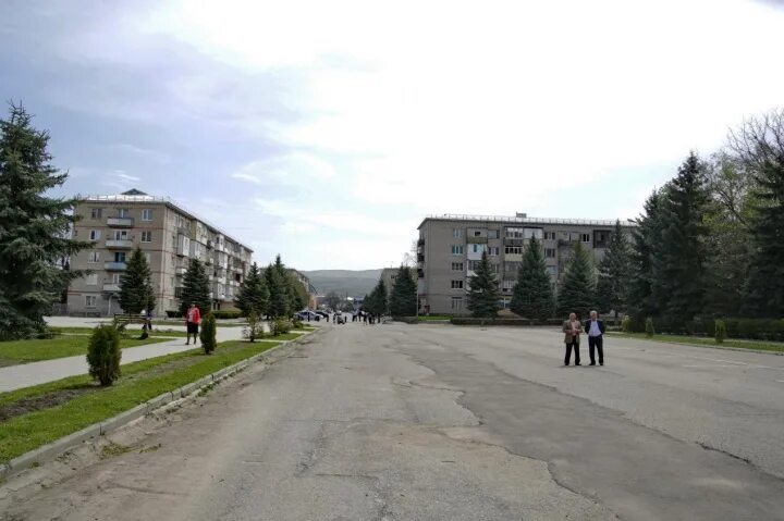Поселок джегута. Карачаево-черкесия усть-джегута. Курортная джегута. Усть-джегута. Усть джегута белый мост.