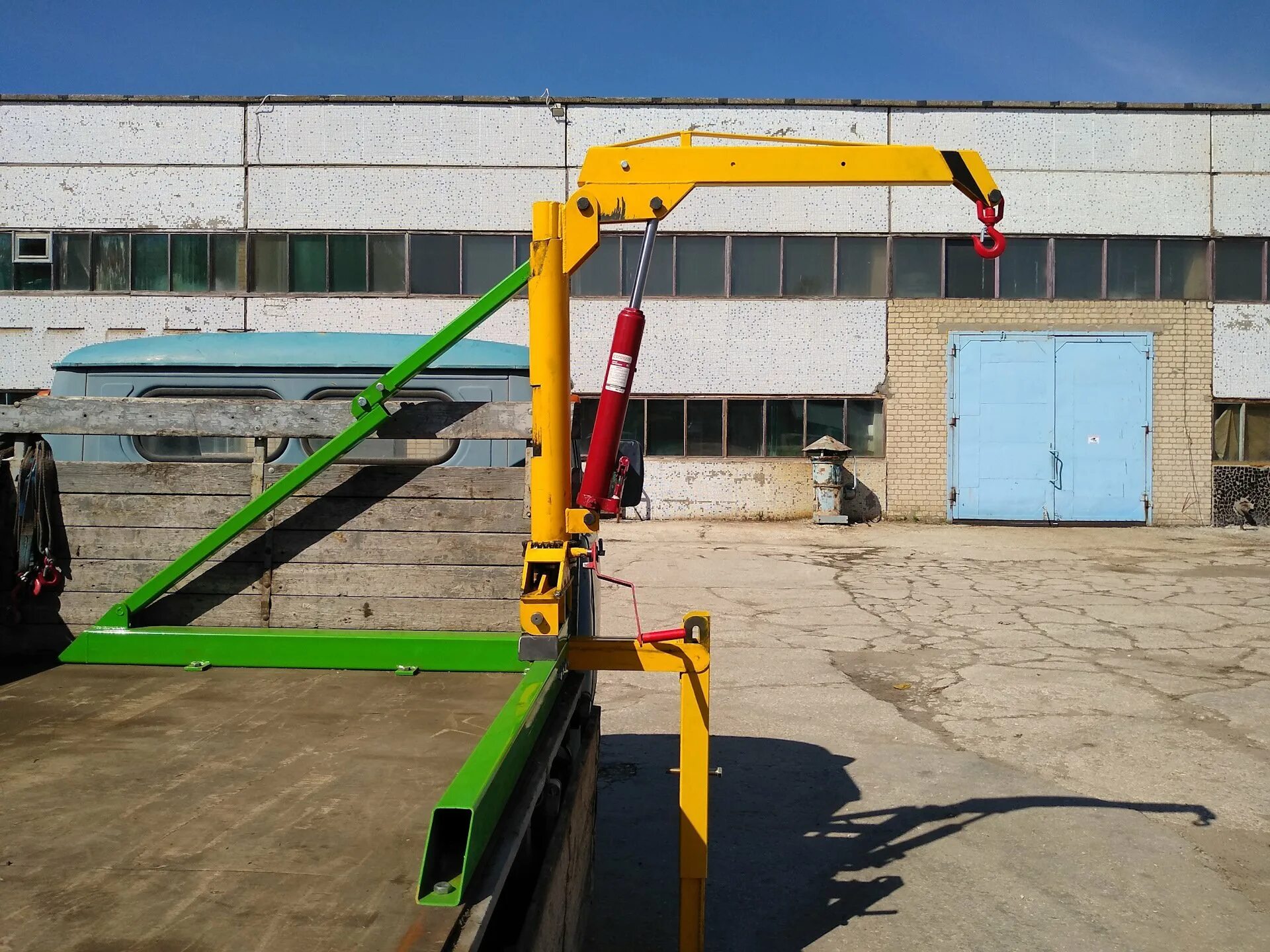 Манипулятор барнаул. Мини-кран «грач-1000». кран манипулятор прицепной ик 1501 т 00. кран манипулятор мс-160. кран-манипулятор sym5180dgc.