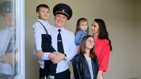 Семья сотрудников