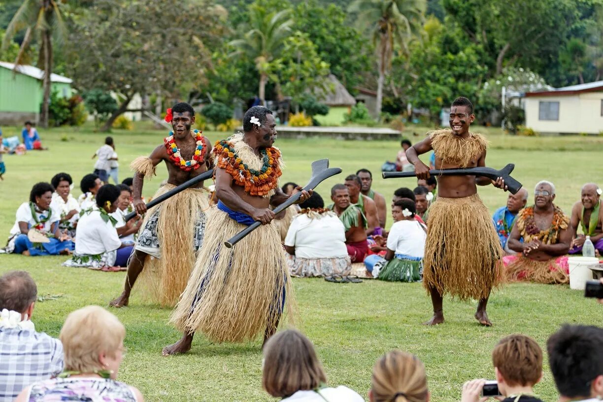 Основной быт австралии. Фиджи народ. Острова Фиджи население. Вити Леву Фиджи. Остров Фиджи люди.