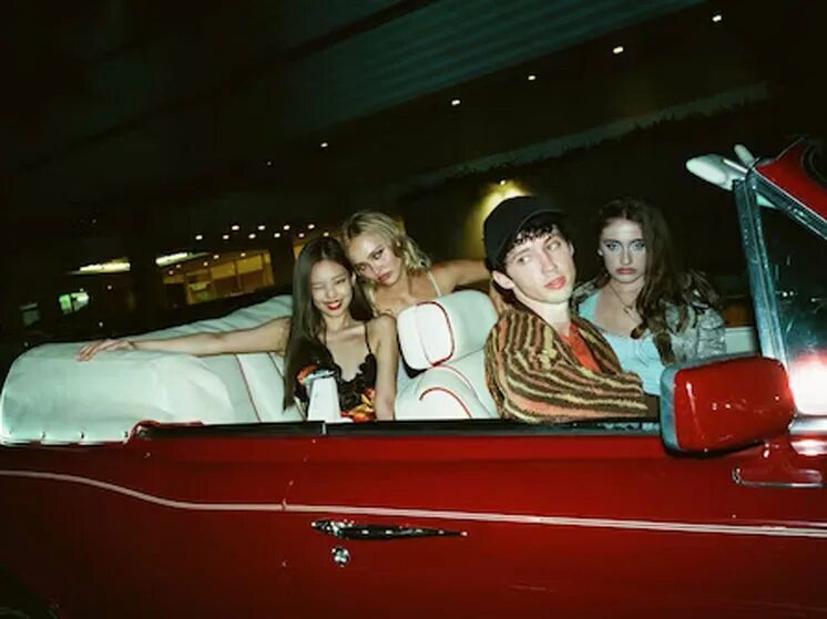 Песня one of the girls. One of the girls от the weeknd, jennie & lily rose depp. Jennie the weeknd. One of the girls the weeknd обложка. One of the girls the weeknd jennie lily rose.