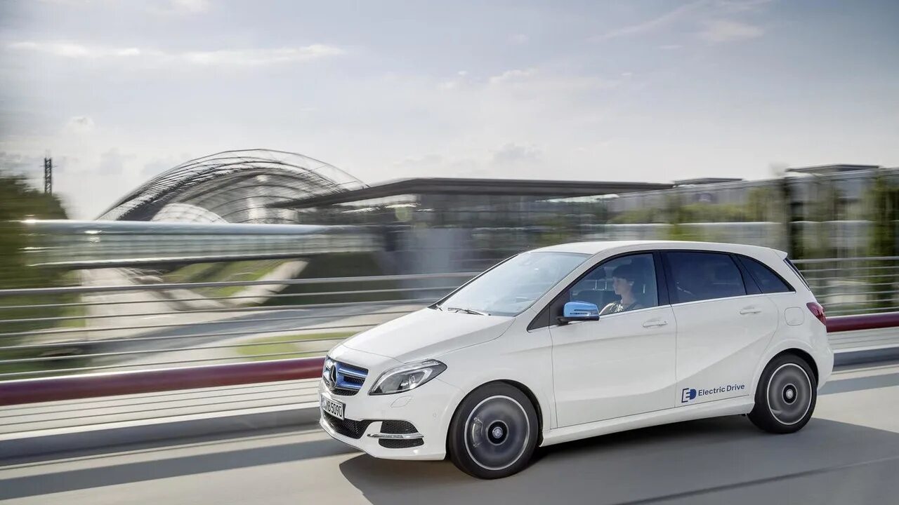 Class a class a b. Mercedes-benz b-класс electric drive ii (w246). mercedes benz b class. новый b class mercedes. mercedes-benz w246.