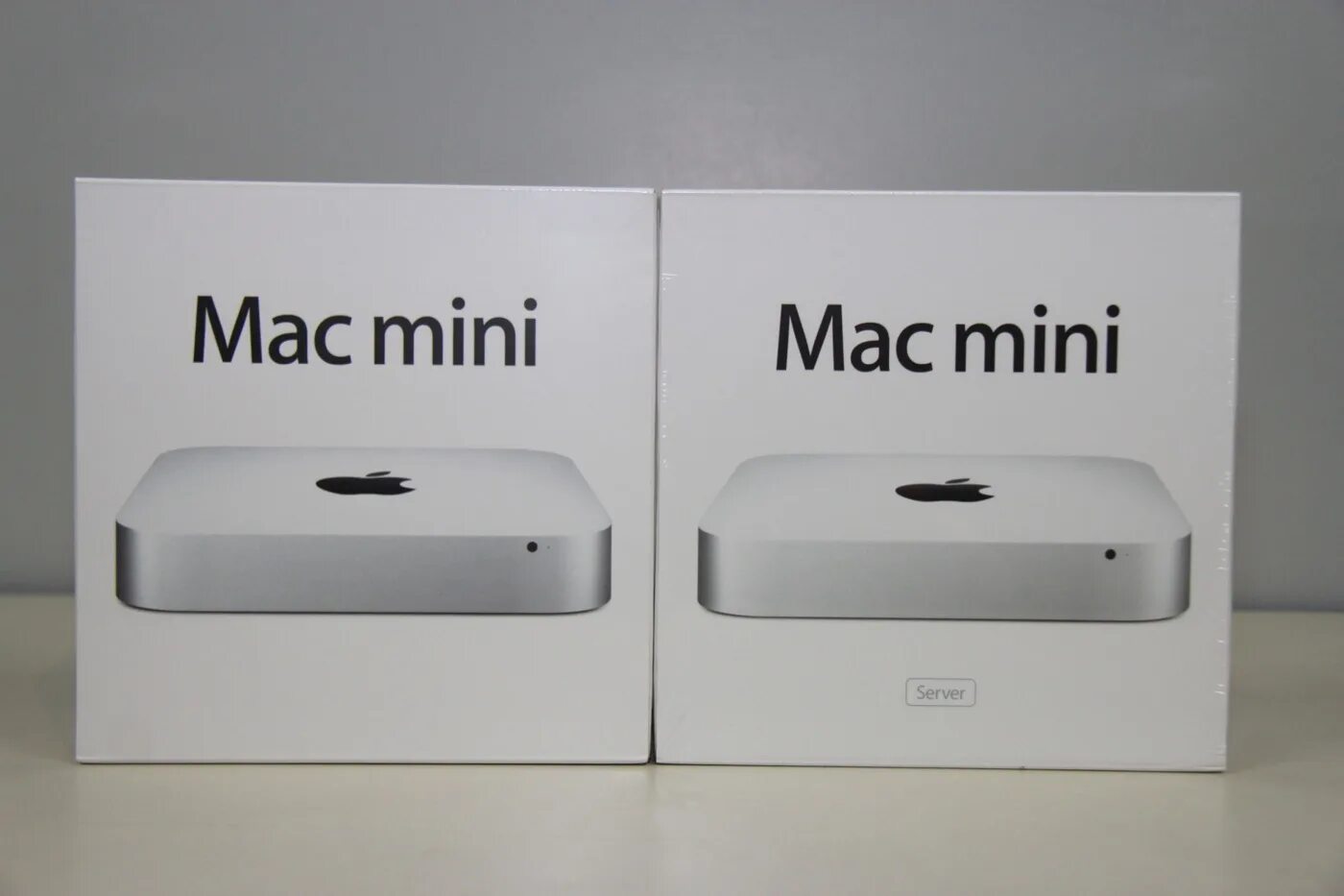 Mini mac os. Mac mini 2011. mac mini 2010 server. mac mini server 2011. мини с маком в упаковке.