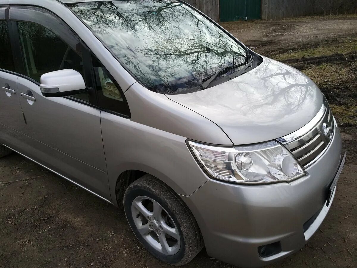 Купить ниссан бу краснодарском крае. Ниссан Серена с25. Nissan Serena III (c25). Nissan Serena 2007. Ниссан с 25 Серена c25.