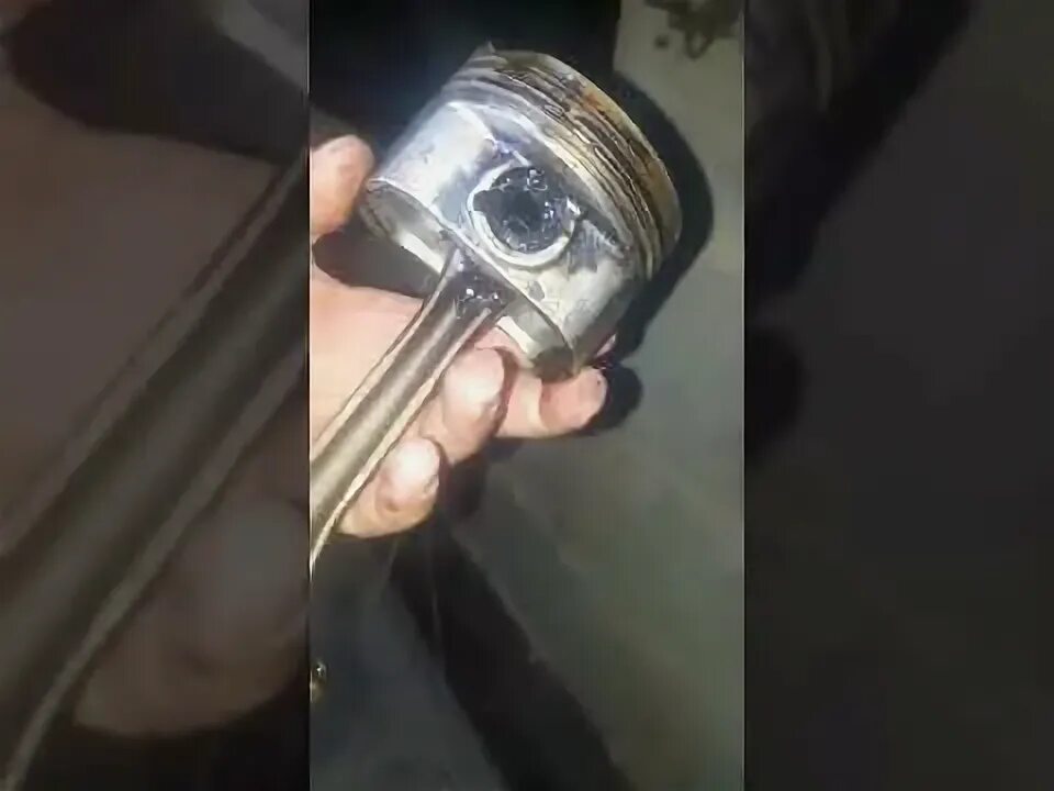 Залить масло в поршневую. Залить масло в поршневую