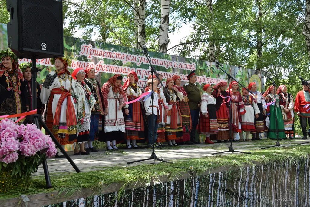 Новая Усмань фестиваль на Троицу. На Троицу Берёзки новая Усмань. Воронеж на Троицу праздник в новой Усмани. Воронежская область новая Усмань праздник Троицы.