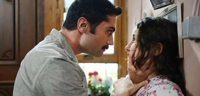 Два лица стамбула турецкий 51. Башак парлак два лица стамбула. Два лица стамбула маджит. Два лица стамбула турецкий 51. Два лица стамбула турецкий 51.