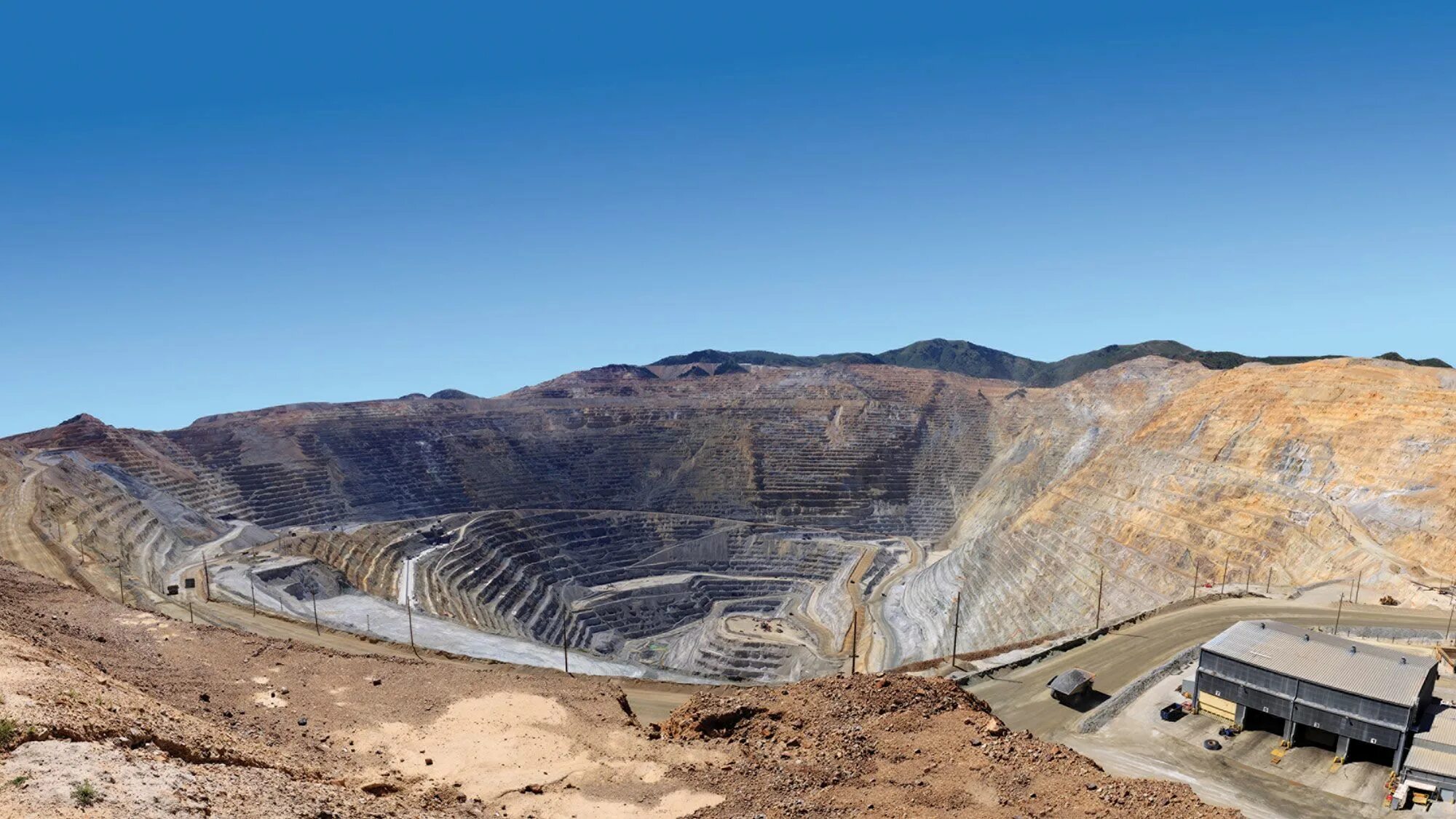 Mining area. Mining geology. Месторождение золота бакырчик. Добыча угля. Шахта тау-тона юар.