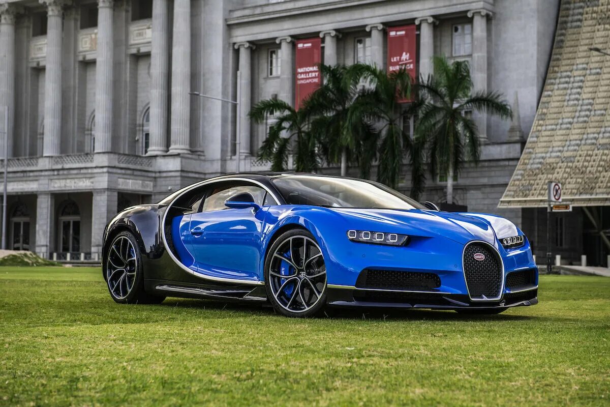 Машина bugatti chiron. Бугатти ЧИРОН. Бугатти Бугатти Шерон. Бугатти Шерон 2021. Chiron Бугатти Шерон.