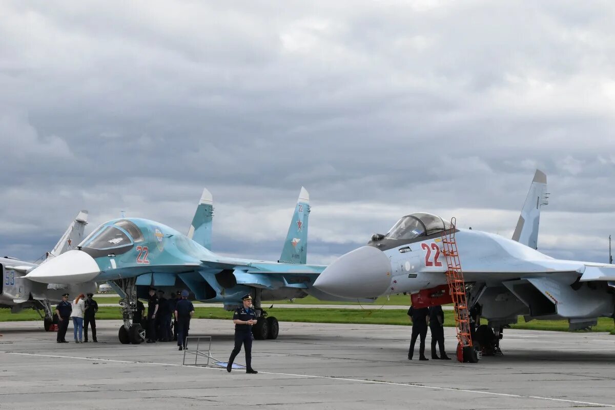 Аэродром дягилев. Дягилево авиадартс 2025. рязань аэродром военный. авиадартс 2018. авиационной базы дягилева.