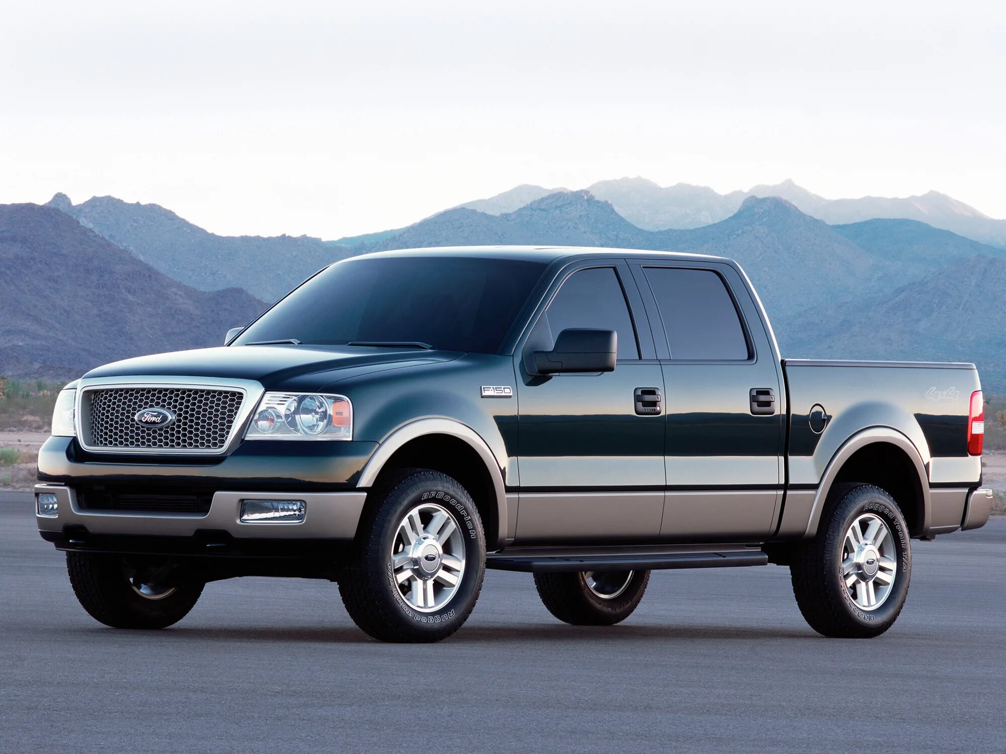 Пикап скорость. Ford f150 5 поколение. Ford f150 2004. Ford f 150 SUPERCREW. Ford f 150 4 поколения.