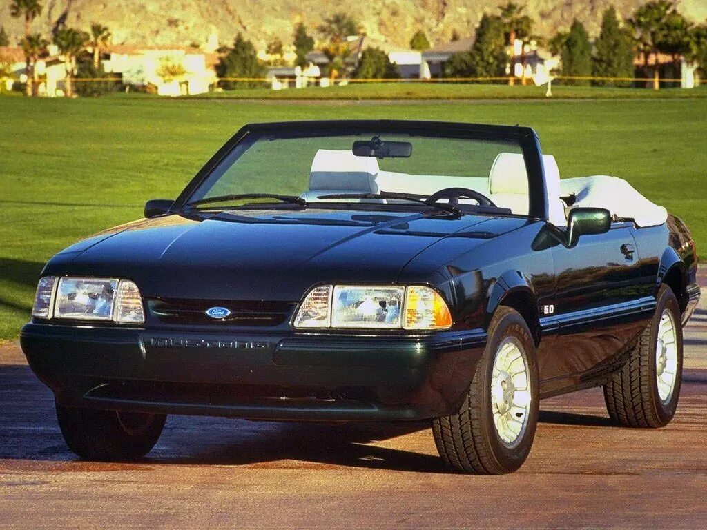 Машина 3 выпуск. Форд Мустанг 3 поколения. Форд Мустанг 1987. Форд Мустанг 1986. Ford Mustang 1990.