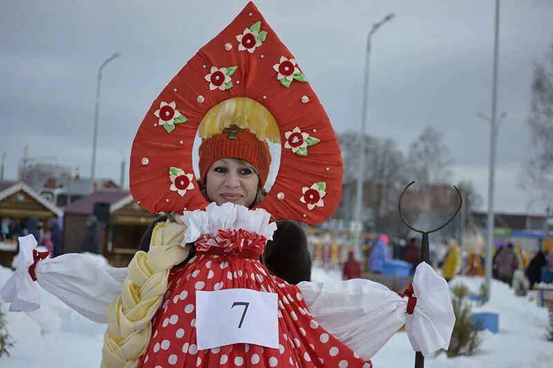 Колпак на масленицу