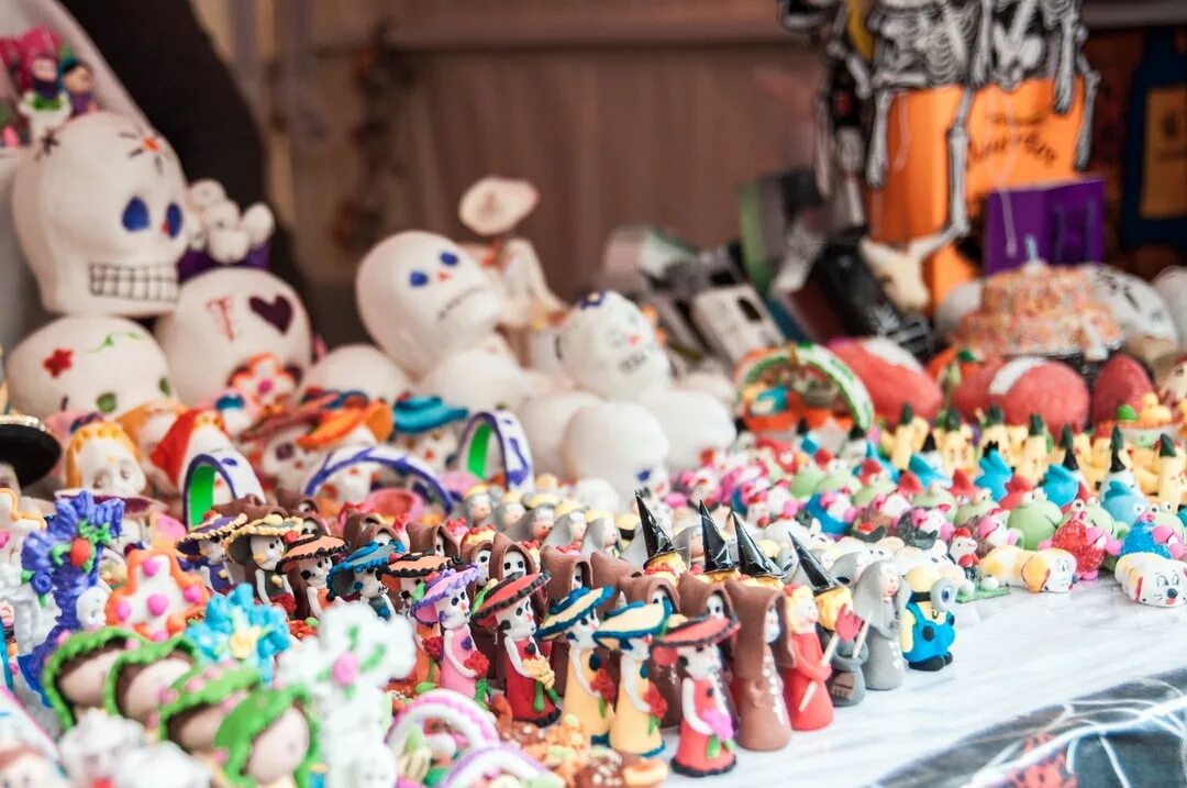 Collectibles. Collect toys. коллекционер пуговиц. красивые детские игрушки. Mr takeshi collection toys 20.