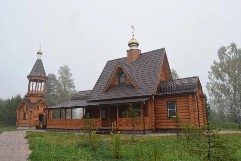Храм трех святых. Село краснознаменка новокузнецкий район. храм трех святых краснознаменка новокузнецкий. село краснознаменка новокузнецкого. храм увал новокузнецкий районный.
